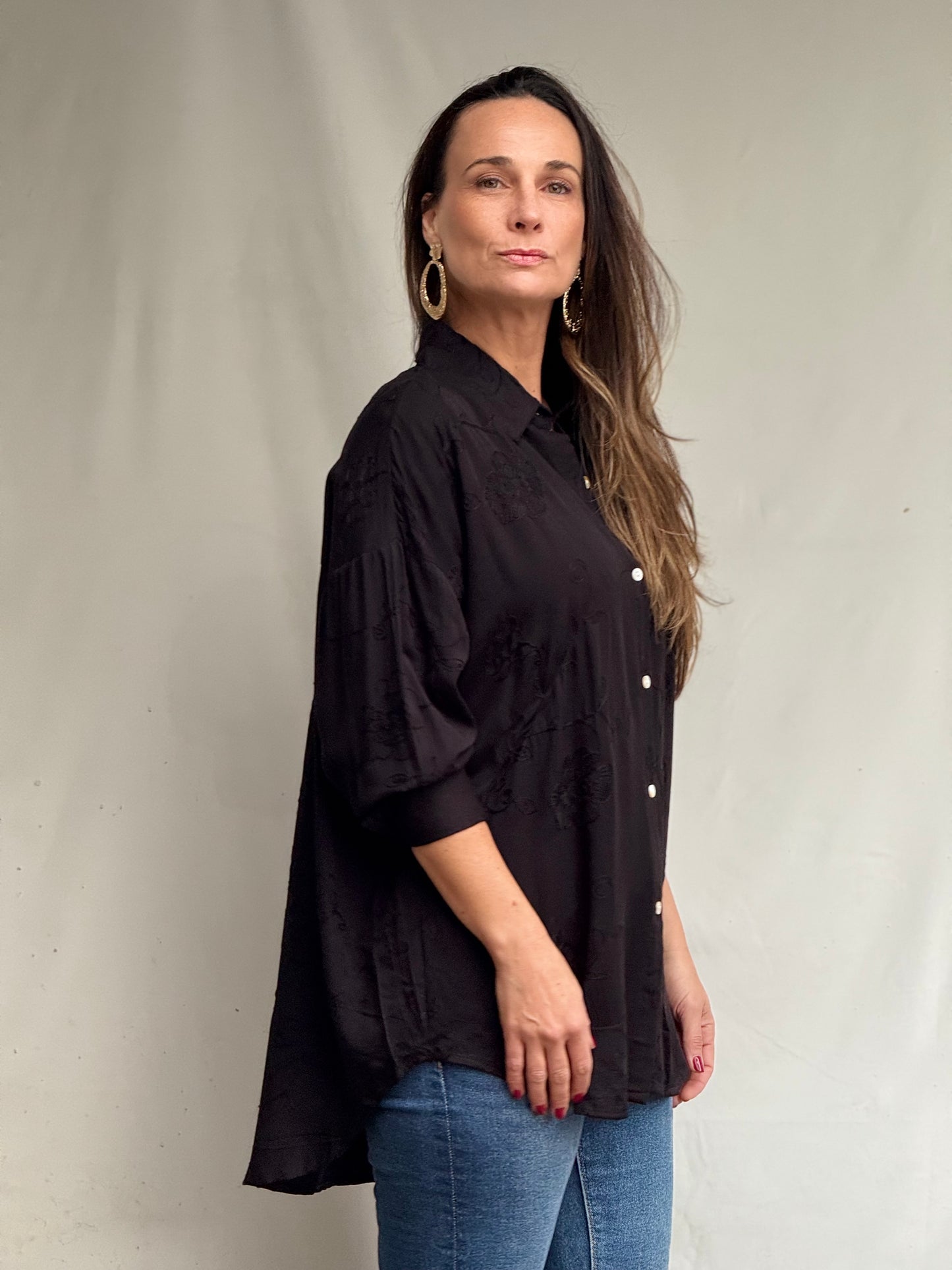 Blusa Rufina Negra Bordada