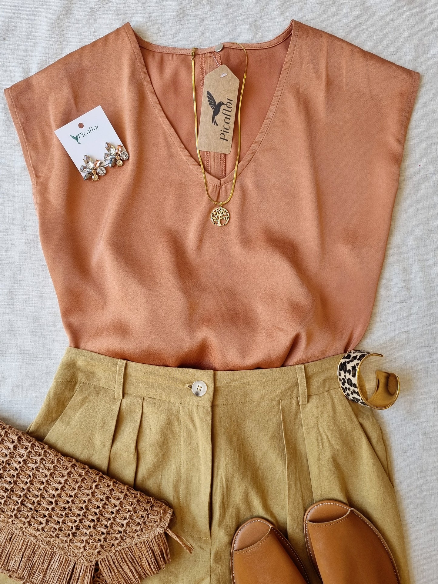 Blusa Yuki Camel Raso