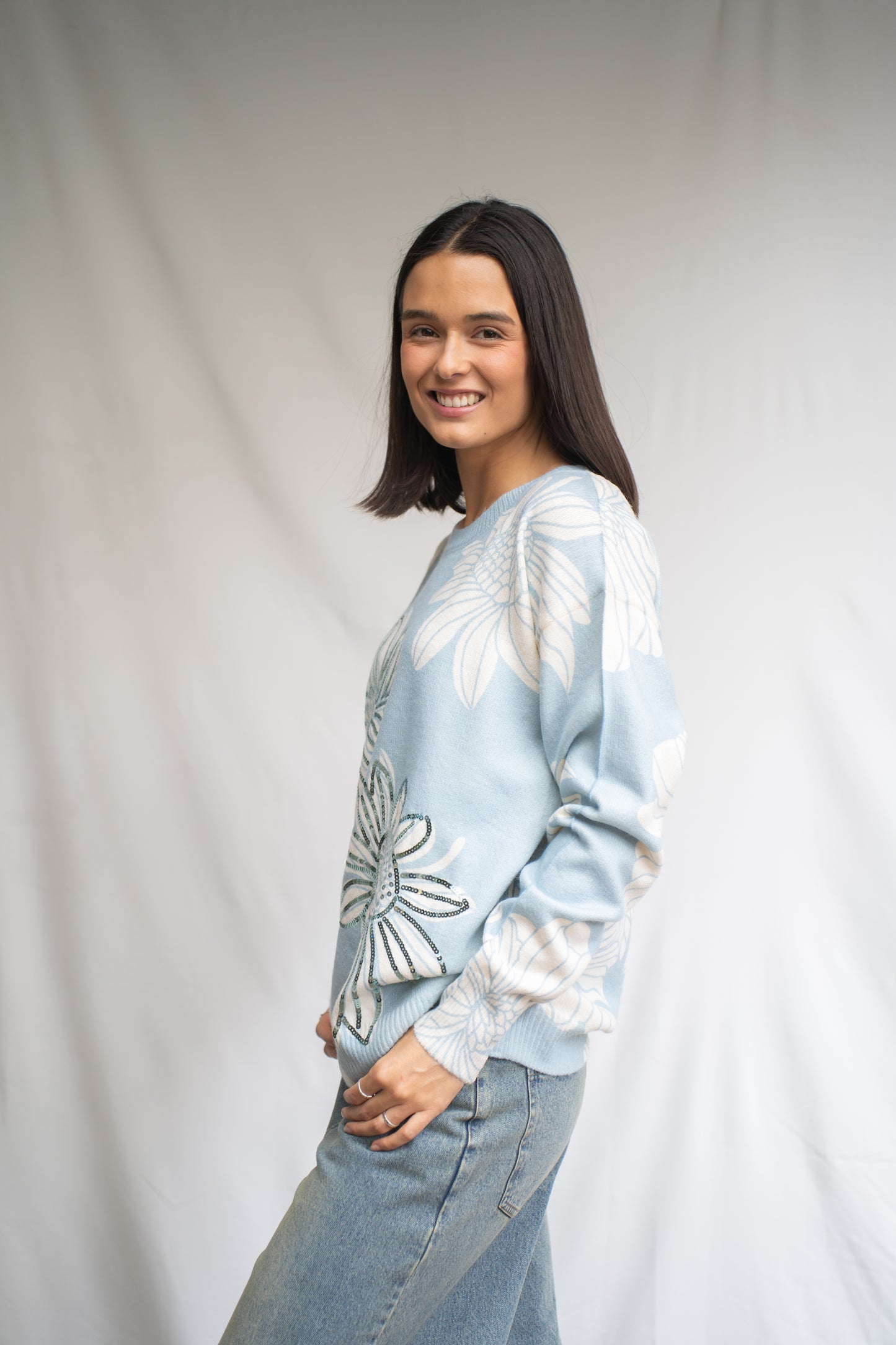 Sweater Luz Celeste Flores
