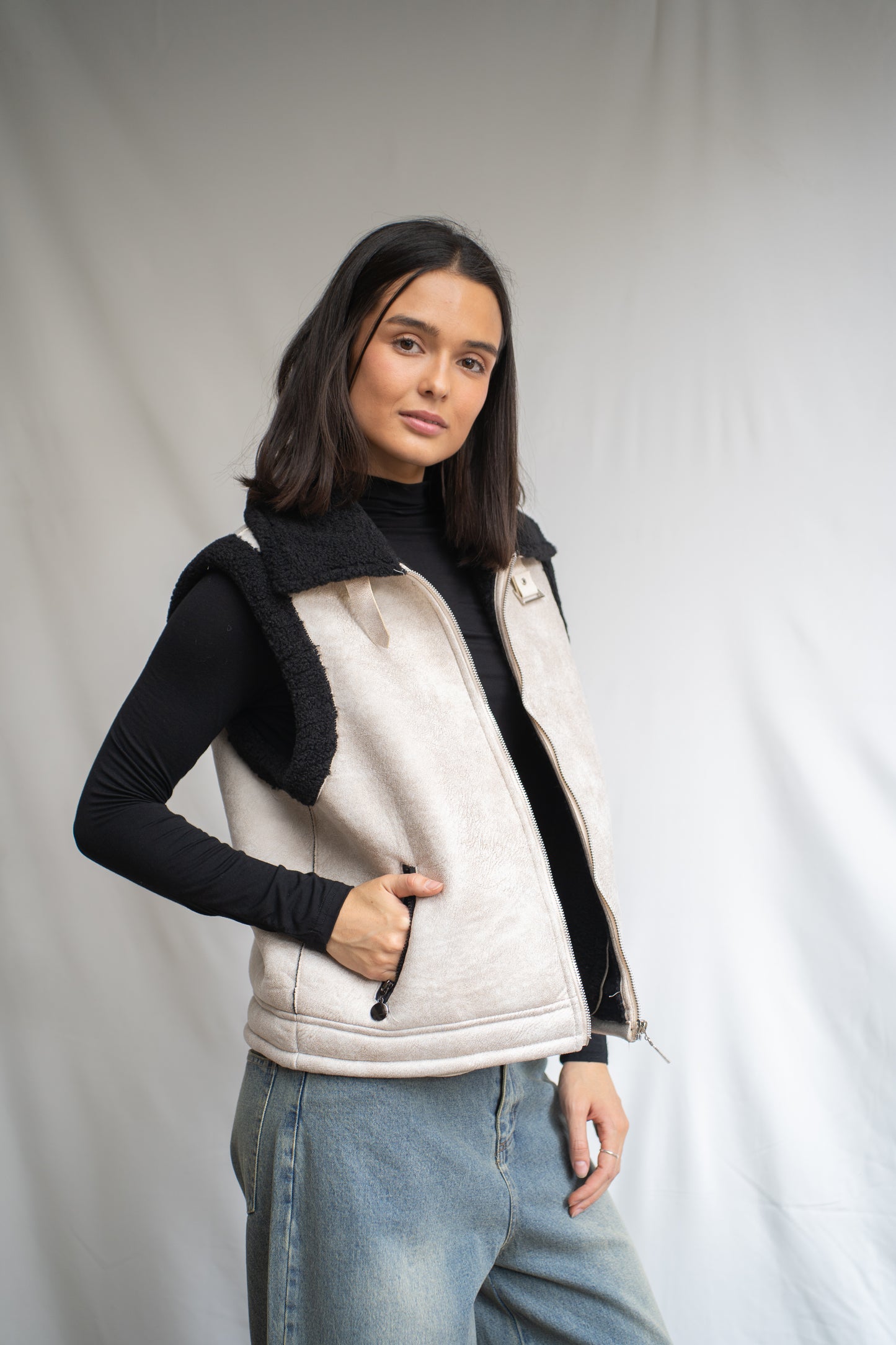 Chaqueta Jaques Blanca Sin Mangas