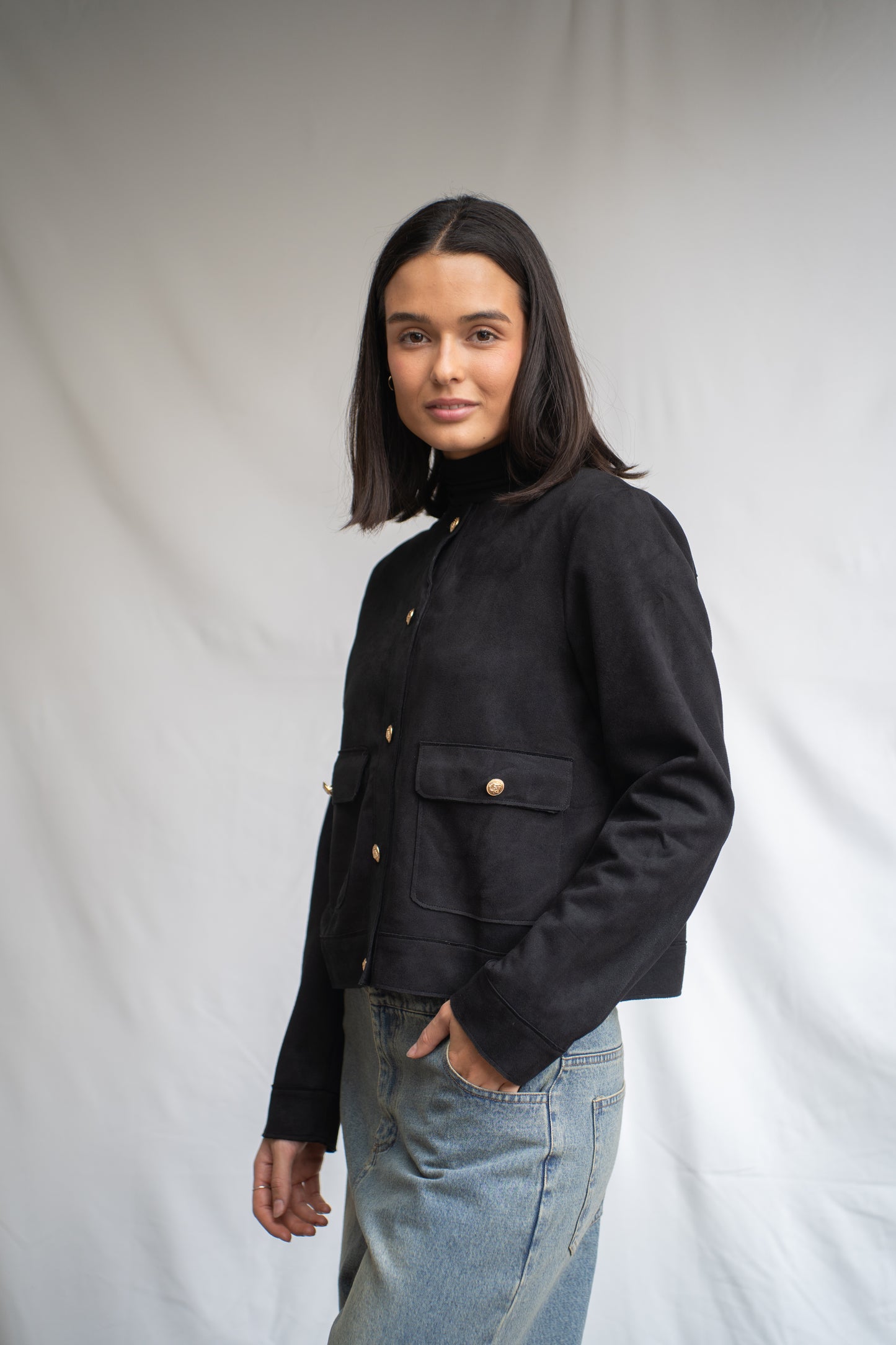 Chaqueta Coni Negra Ecogamuza