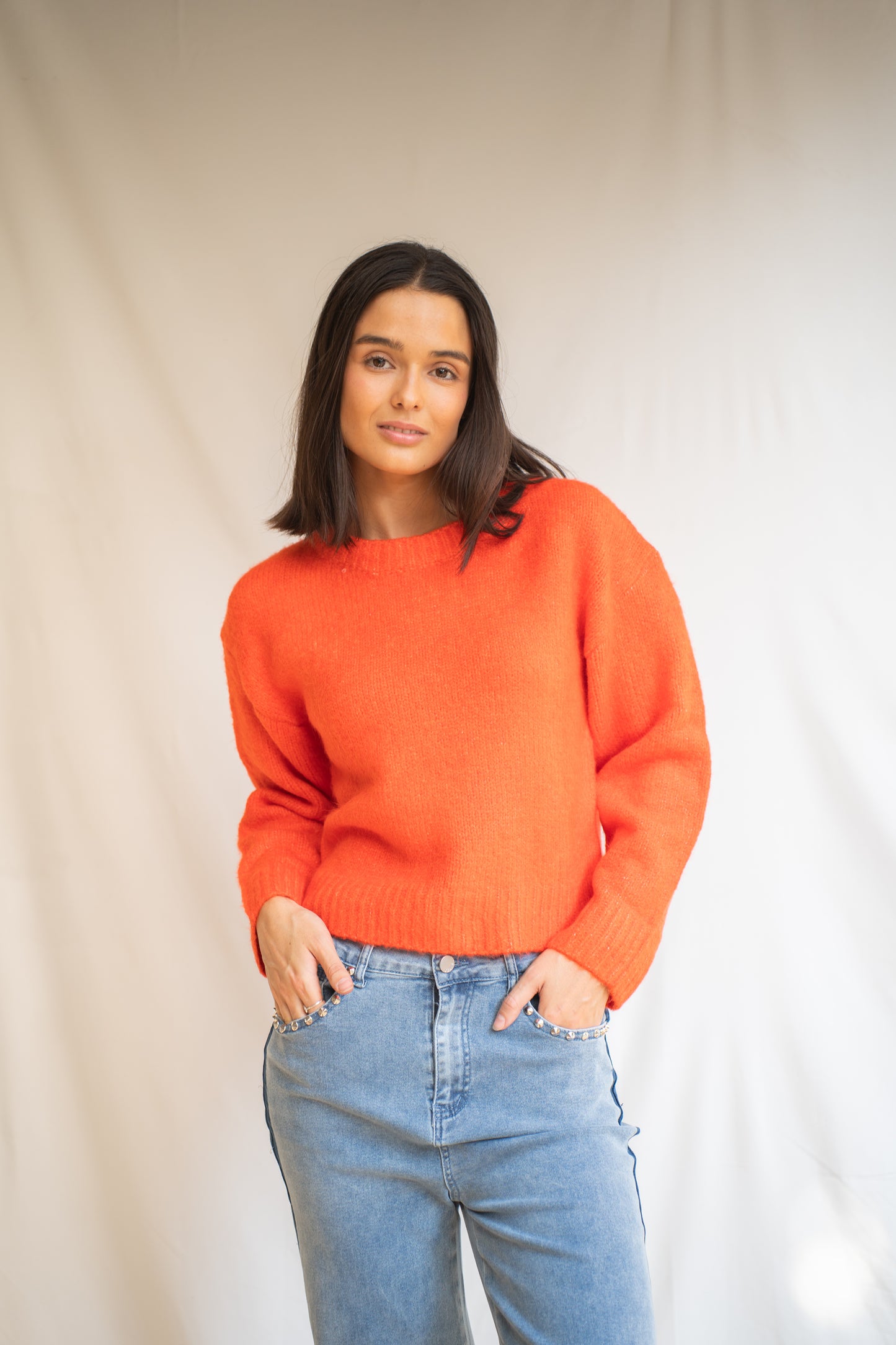 Sweater Armi Naranjo Básico