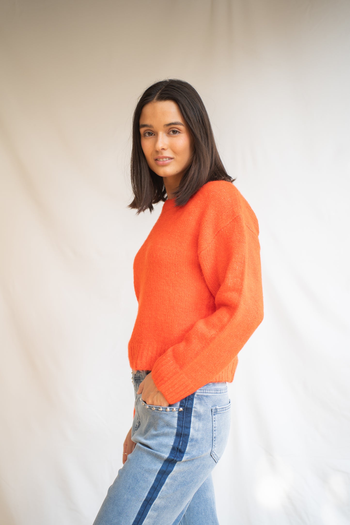 Sweater Armi Naranjo Básico
