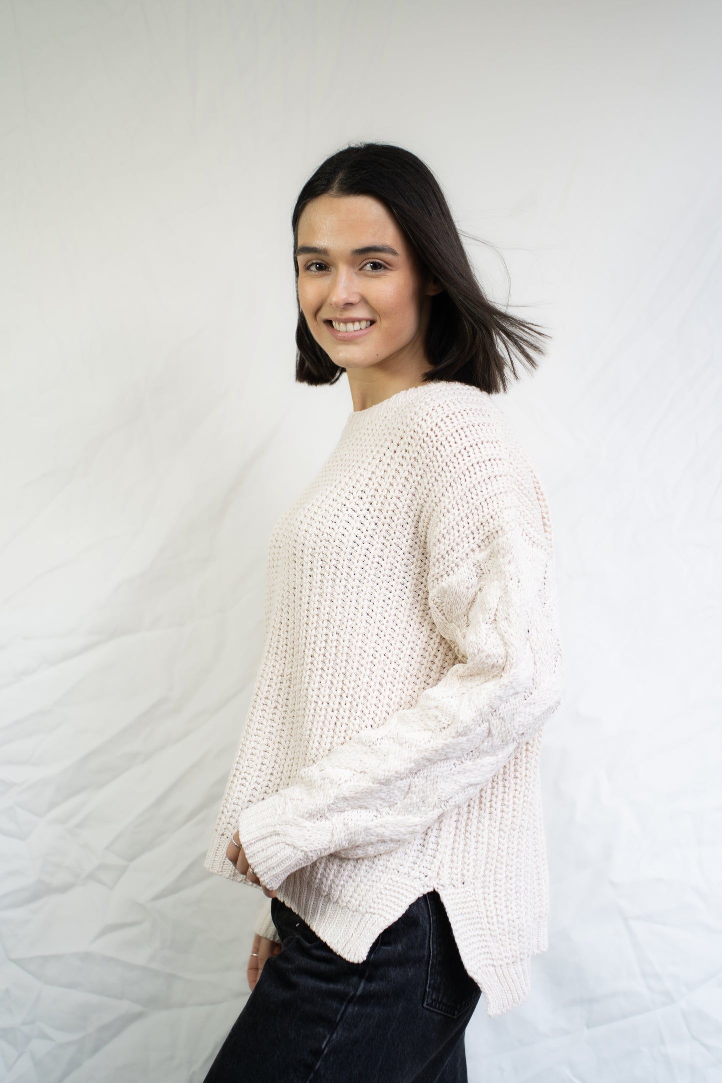 Sweater Dalia Crudo Básico