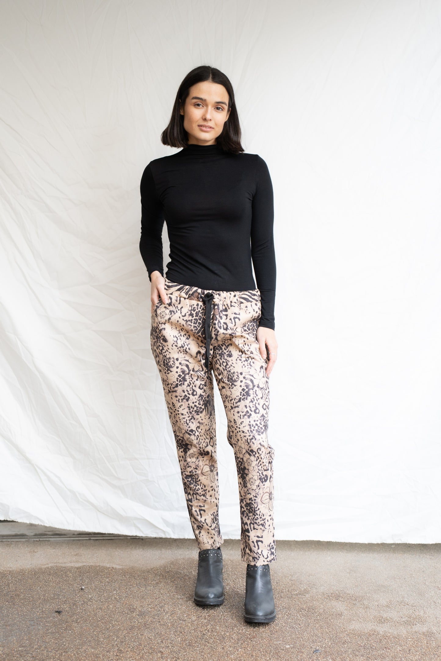 Pantalón Joga Camel Print