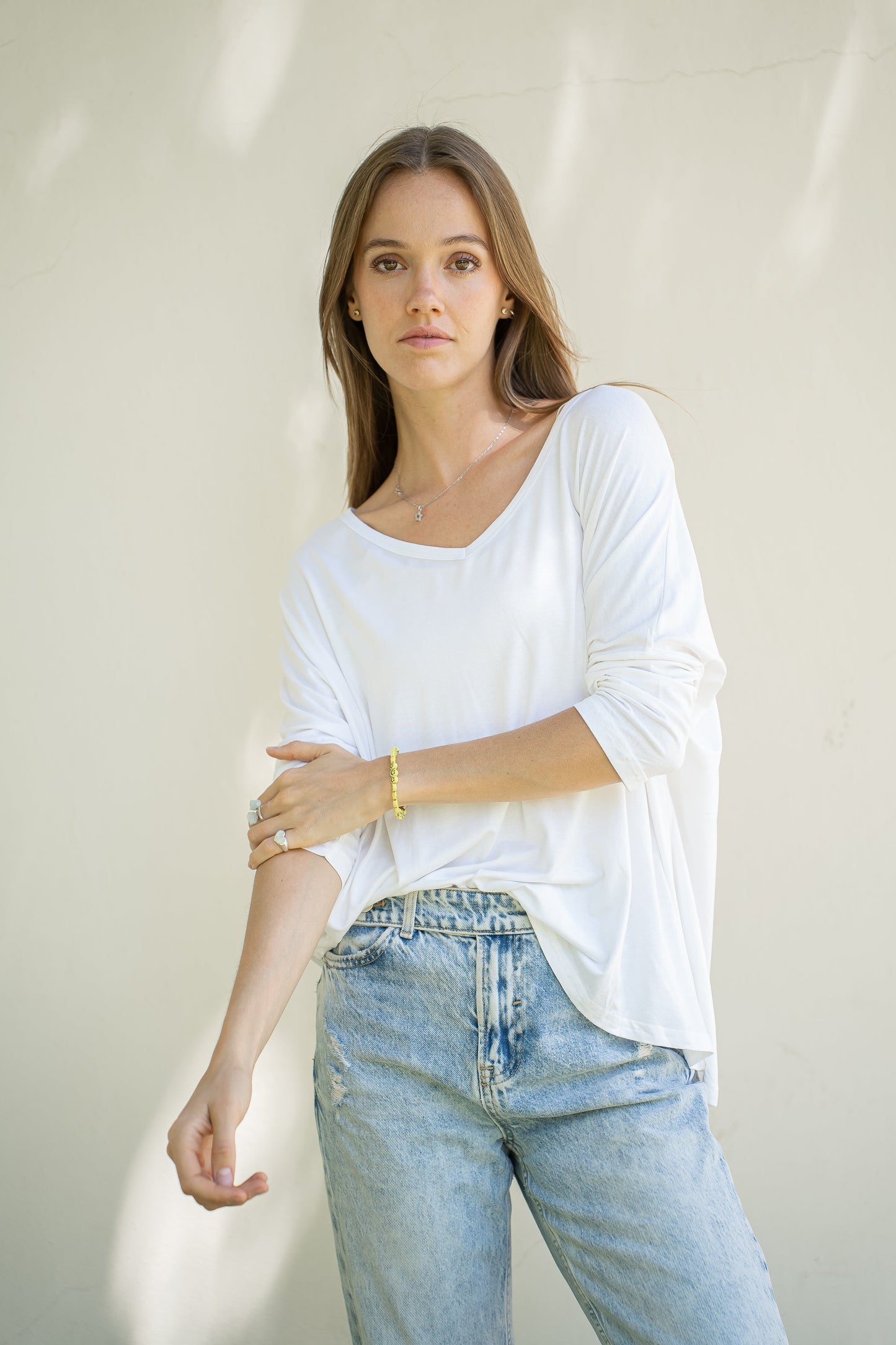 Polera Berry Blanca Básica