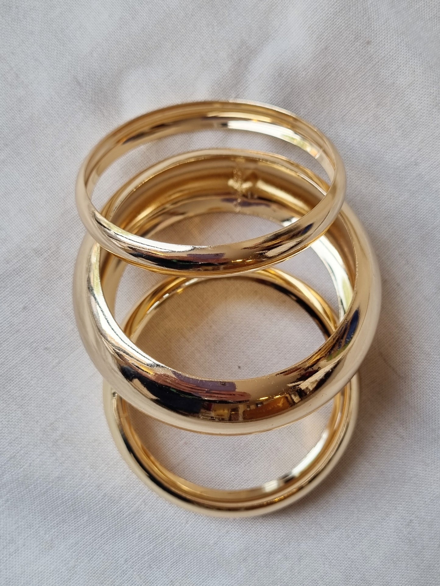 Set Brazalete Trio Dorado-Pulsera-Picaflor