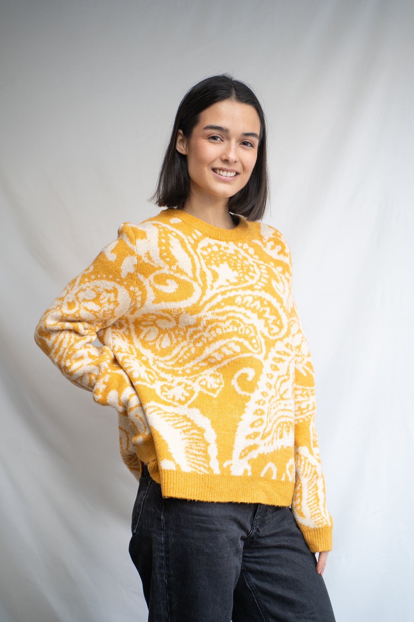Sweater Dibri Amarillo Brillos