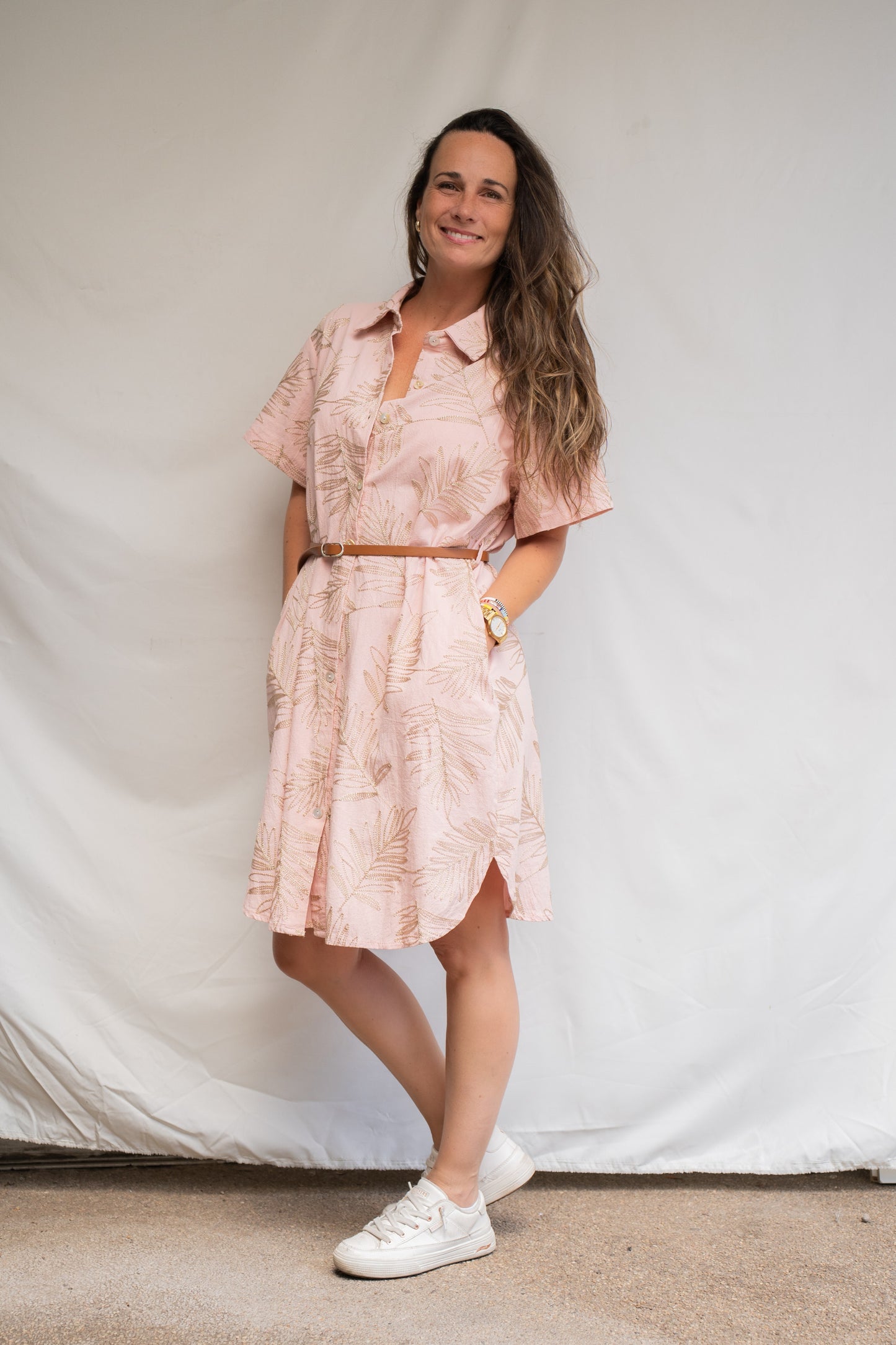 Vestido Corto Cinto Rosado