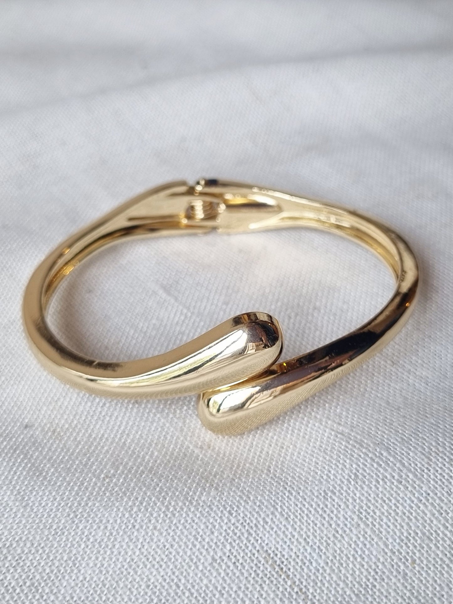 Brazalete Muri Dorado