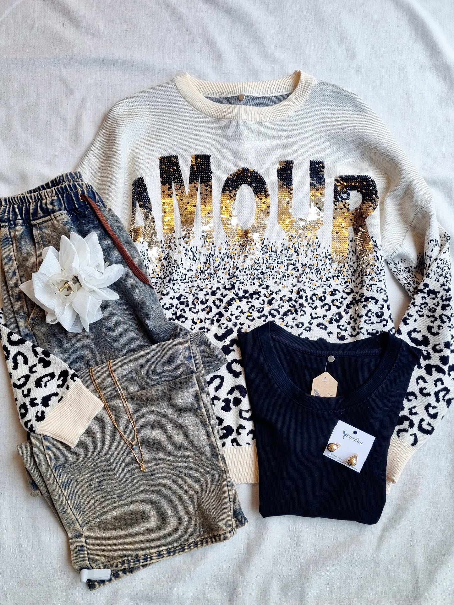 Sweater Amor Crema Lentejuelas