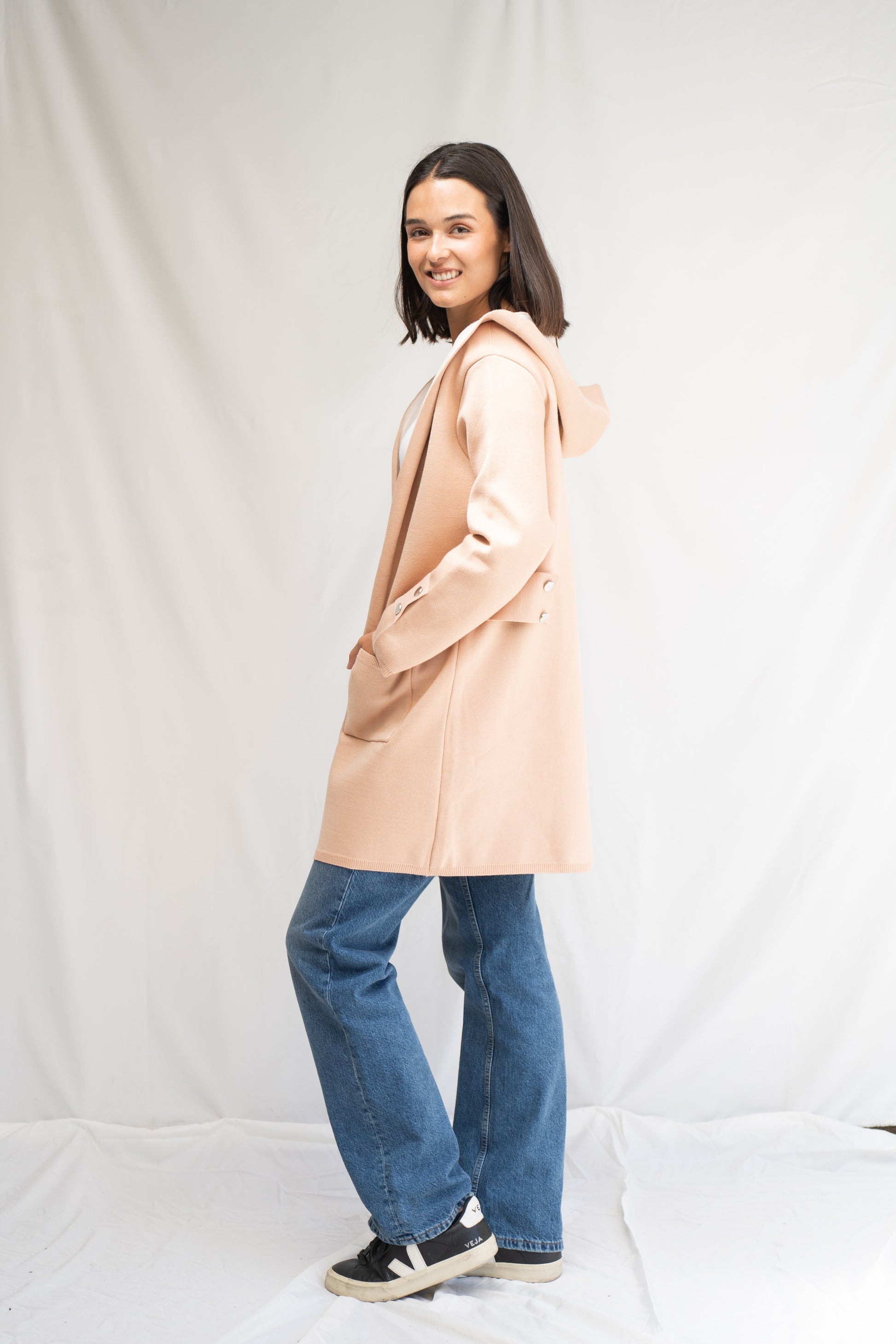 Abrigo Cheje Beige Hilo