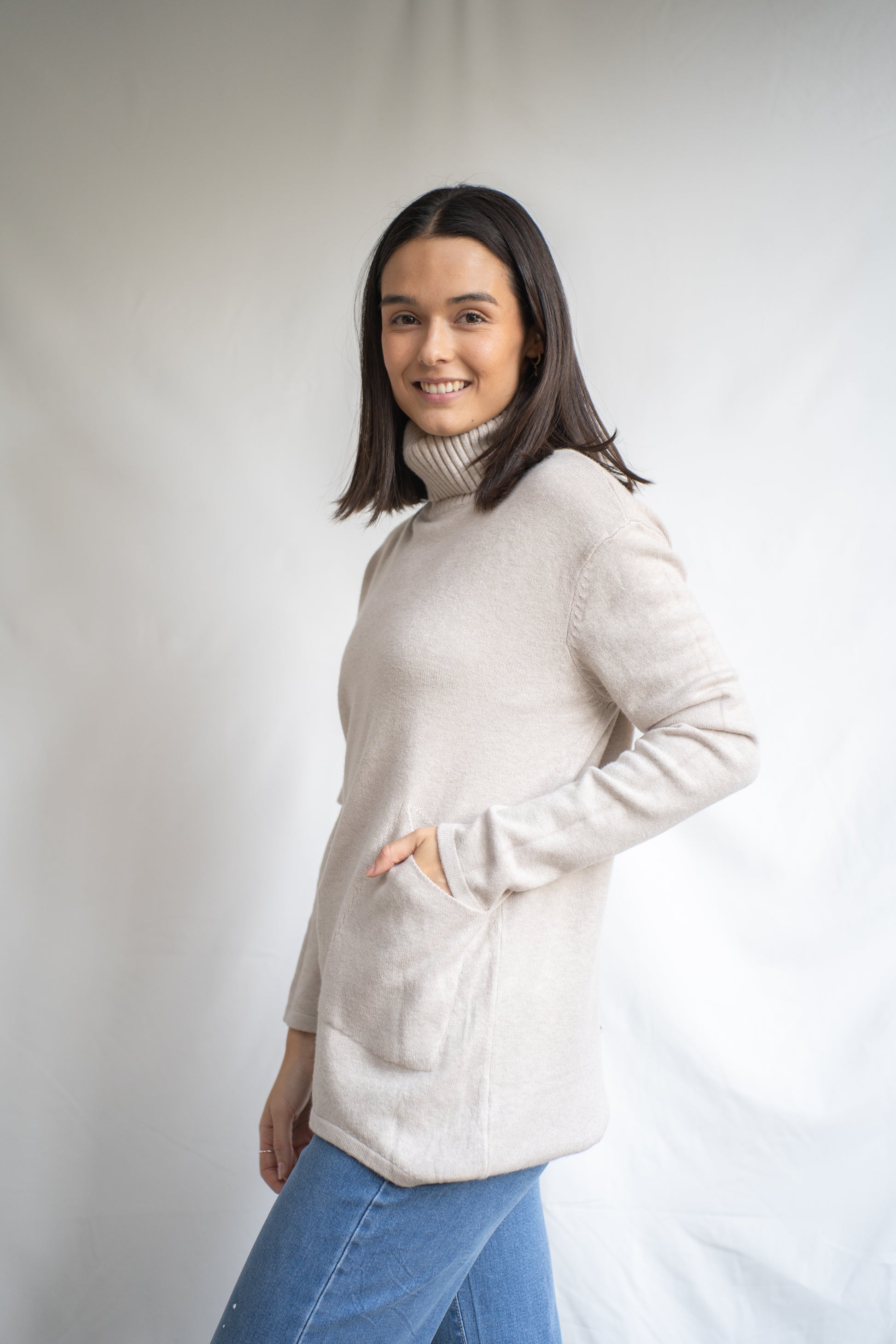 Sweater Wilma Crema Básico
