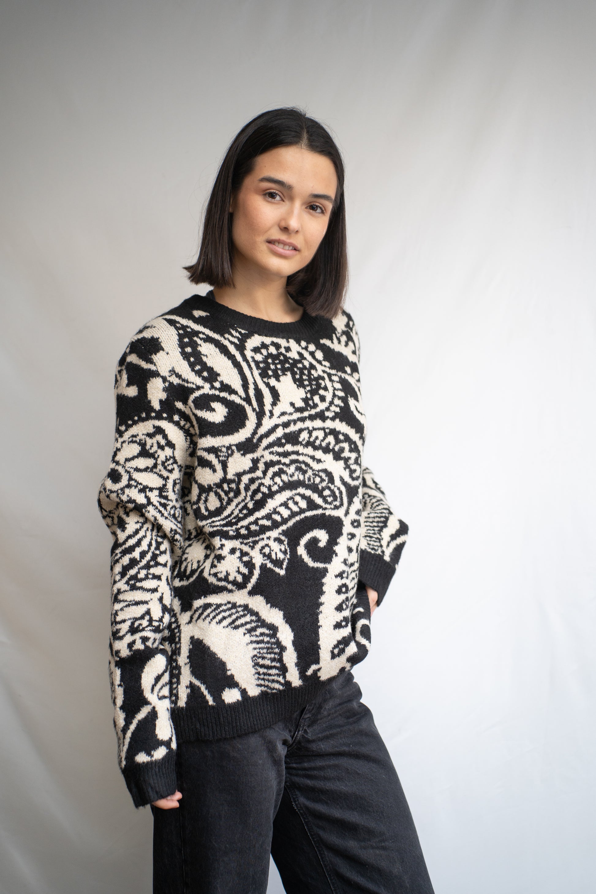 Sweater Dibri Negro Brillos