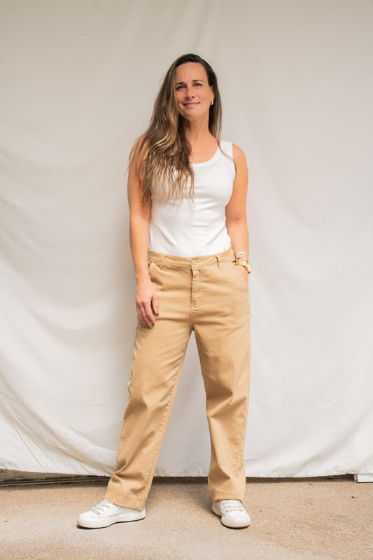 Pantalón Amelia Camel Básico