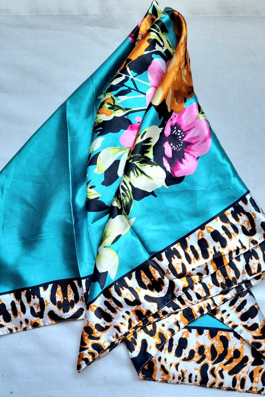 Pañuelo Flor Turquesa