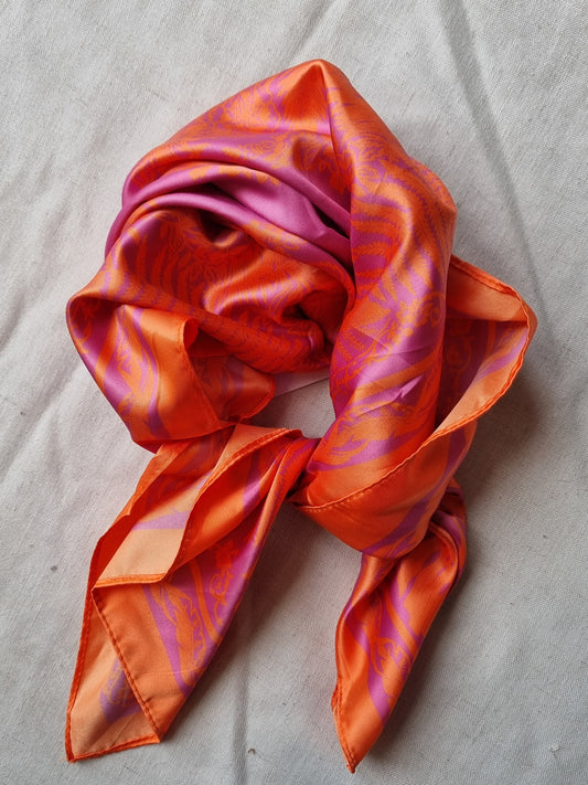 Pañuelo Ungre Rosa Estampado