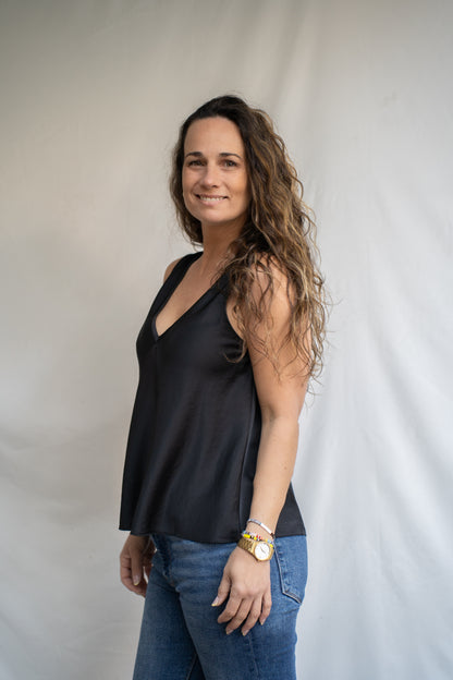 Polera Mariane Negra Satinada