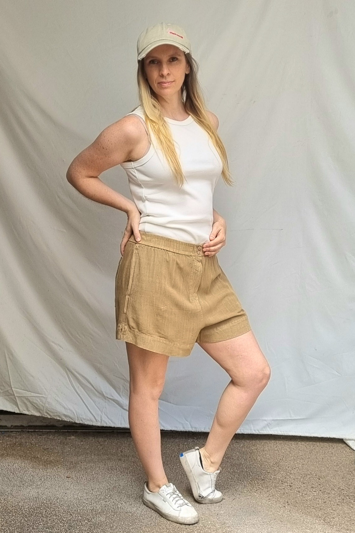 Short Elena Chocolate