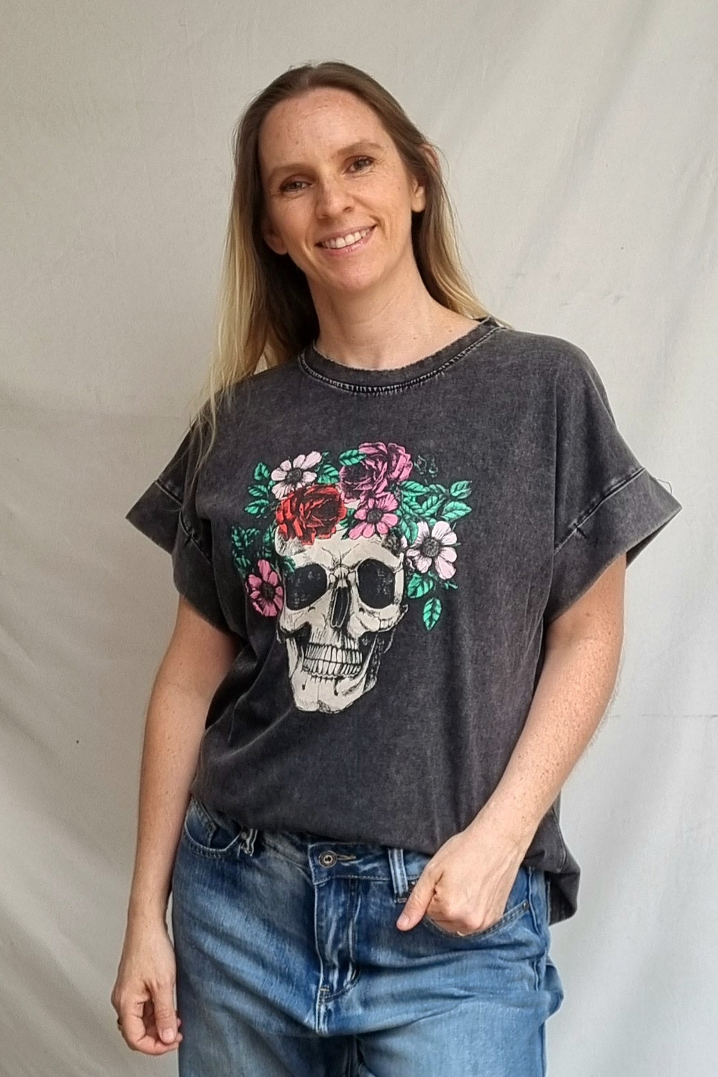 Polera Calavera Negra